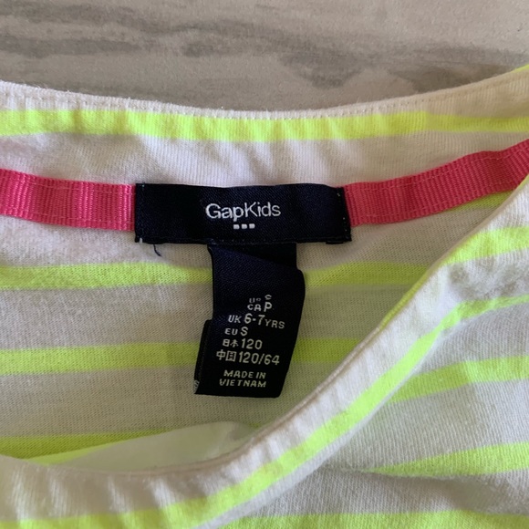 GAP Striped Tee - Picture 2 of 2